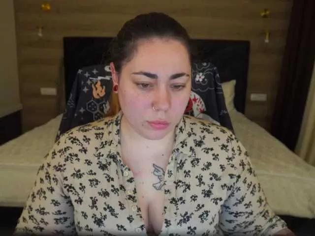 AmazonkaStarrr from BongaCams