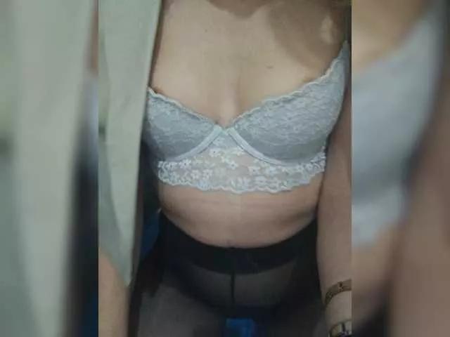 Angela03a from BongaCams is Freechat