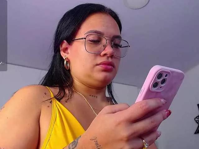 arianagonzale from BongaCams is Freechat