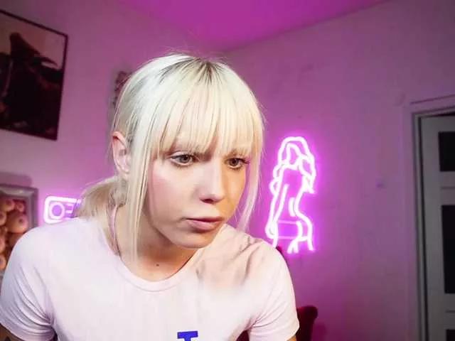 barbiedollhouse from BongaCams is Freechat