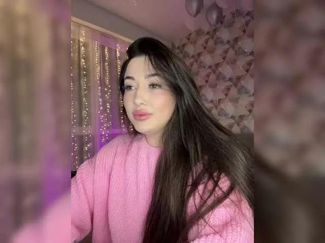 BettyBoom13 from BongaCams