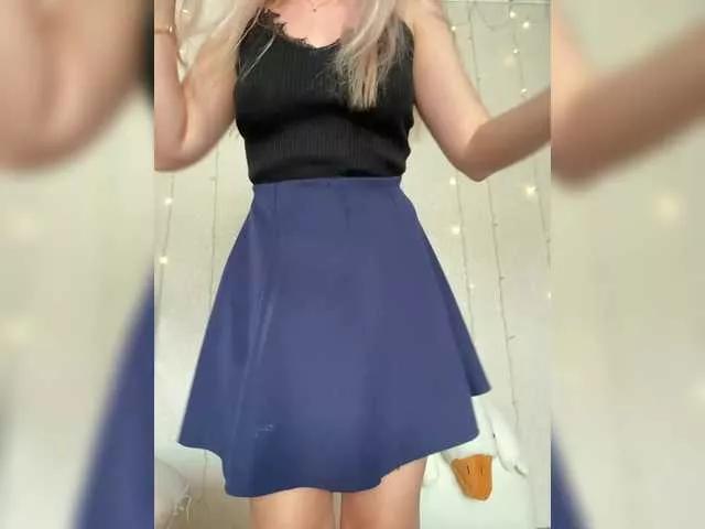 BitingKITTY from BongaCams