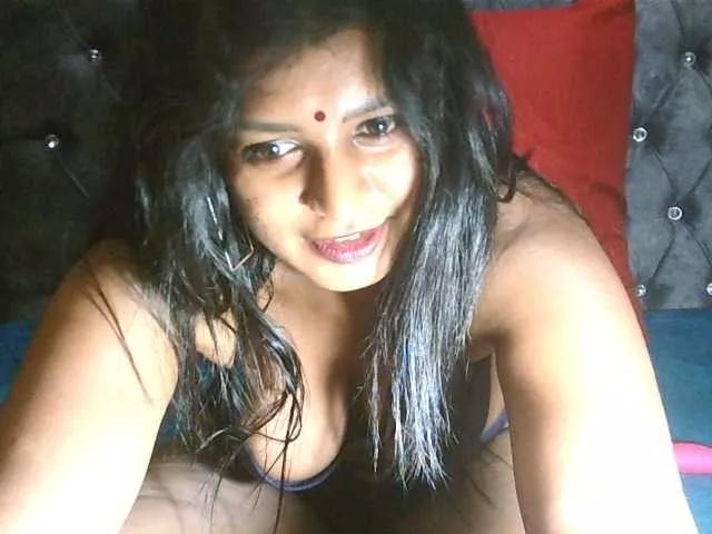 Bombasskitty from BongaCams