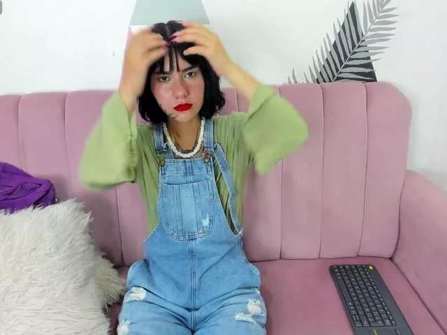 bonnyfox from BongaCams