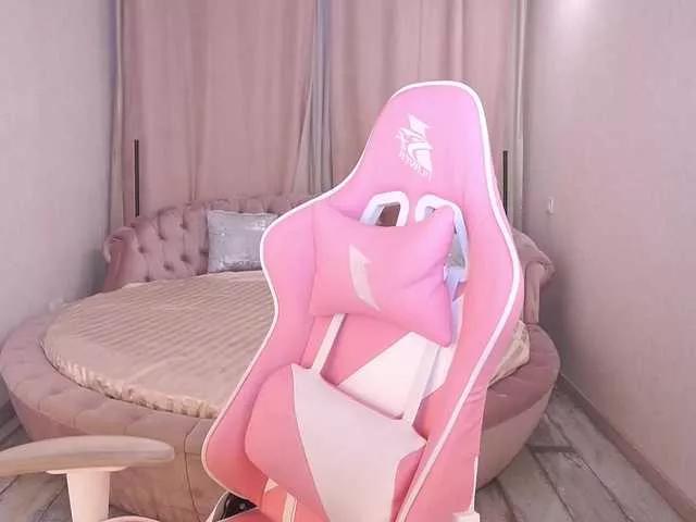 CassandraGood from BongaCams