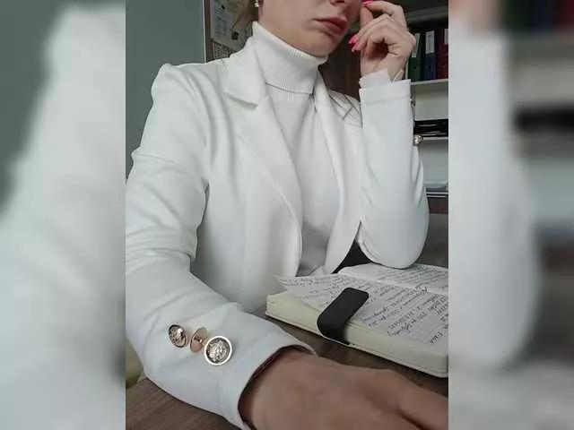 EmmiHot from BongaCams
