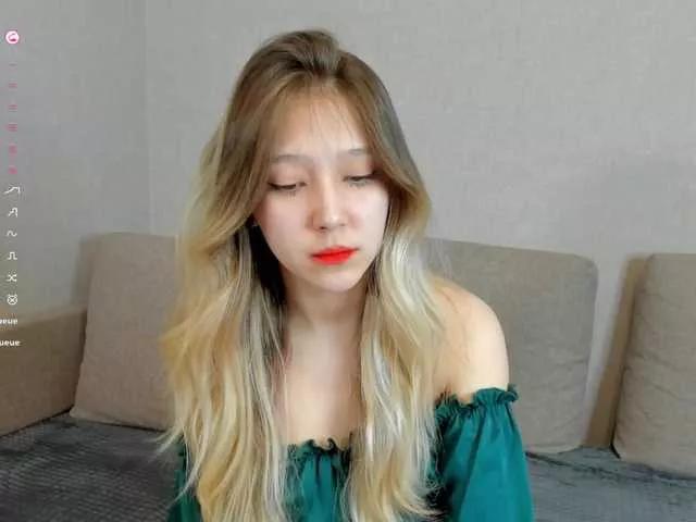 FloraMoonlight from BongaCams is Freechat