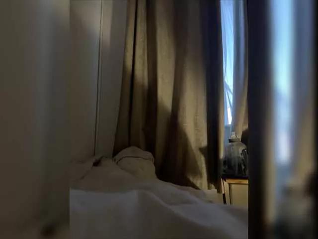 GillKelly from BongaCams