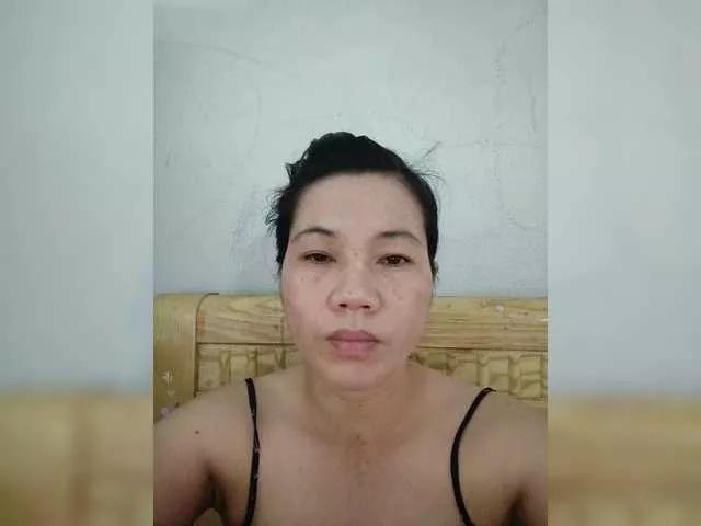 Hill6969 from BongaCams