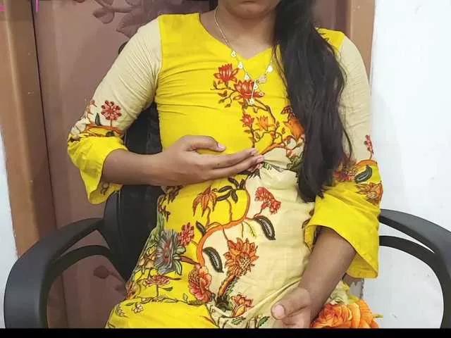 indianpooja from BongaCams