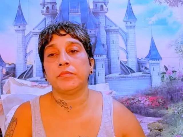 indianroxy from BongaCams is Freechat