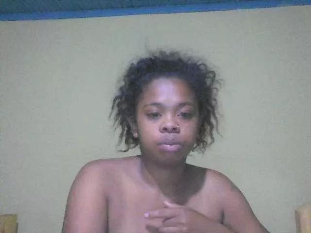 IsabellahSexy from BongaCams is Freechat