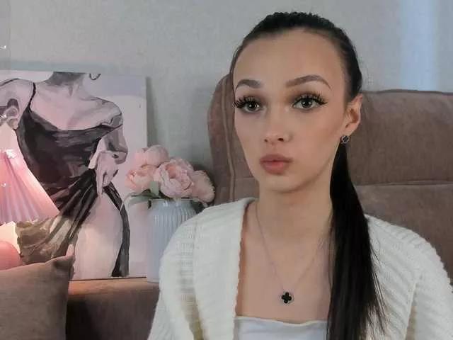 Jessie0meow from BongaCams