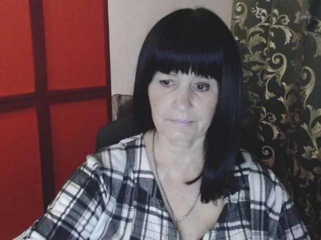 KatarinaGloss from BongaCams