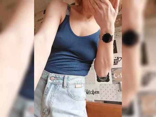 Kissaam from BongaCams
