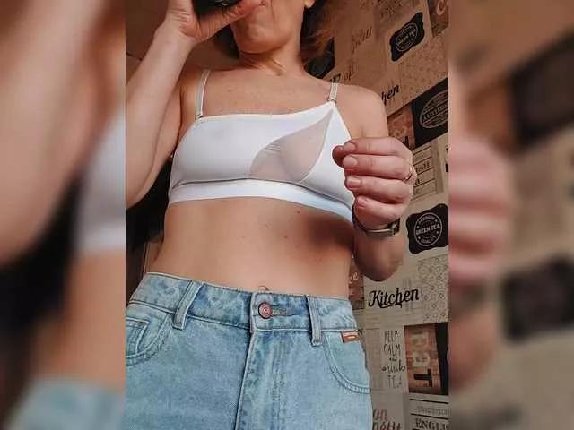 Kissaam from BongaCams