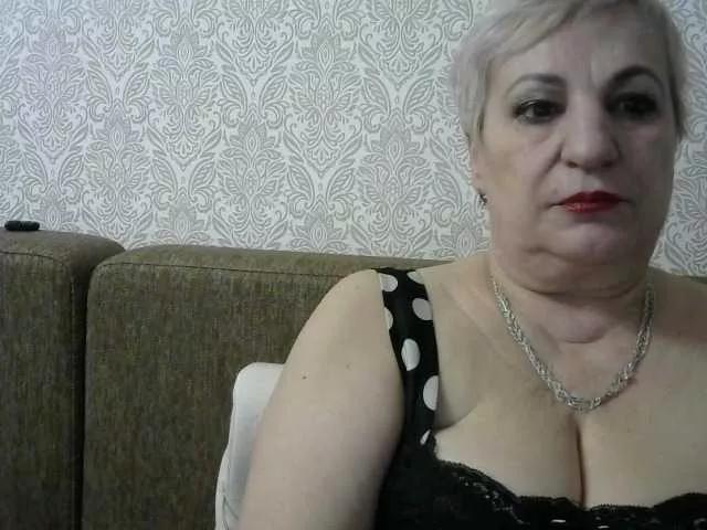 lara45 from BongaCams