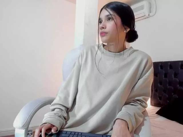 lauralopeez from BongaCams is Freechat