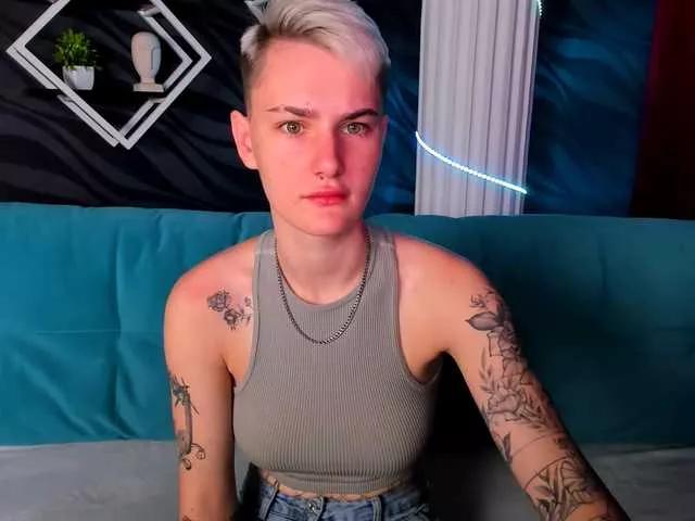LindaBryantt from BongaCams is Freechat