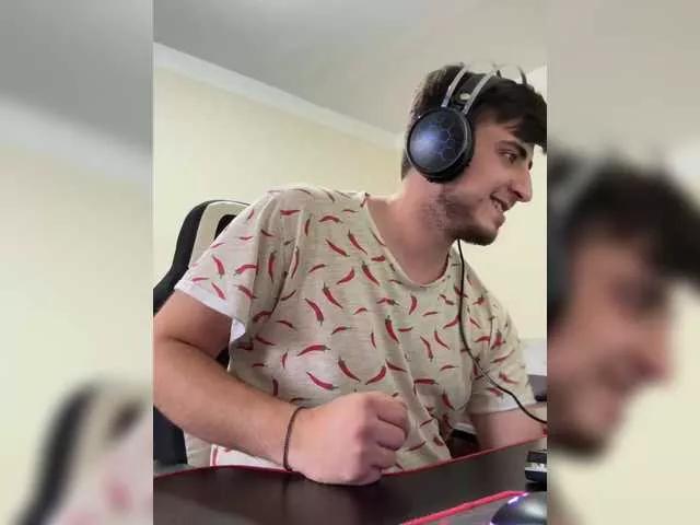 LisichkinDom from BongaCams