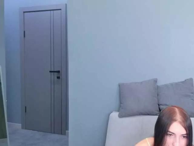 lolybunny from BongaCams