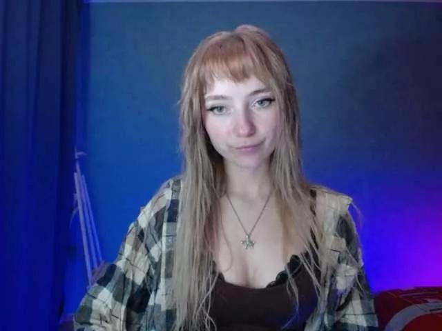 LuciaLovely from BongaCams is Freechat