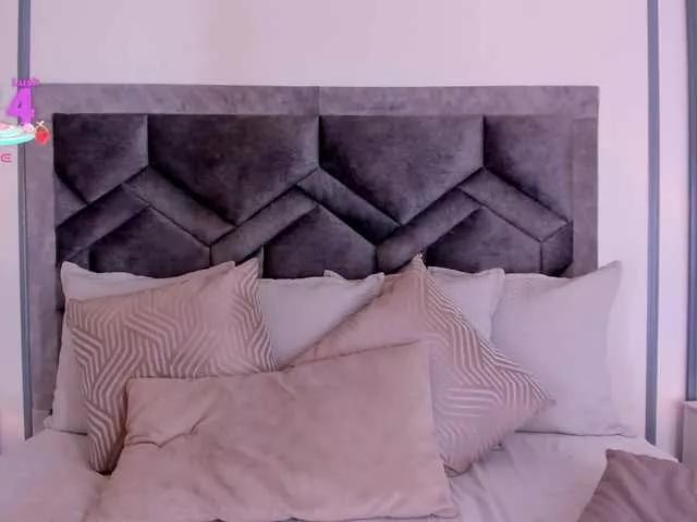 lucianacohelo from BongaCams is Freechat
