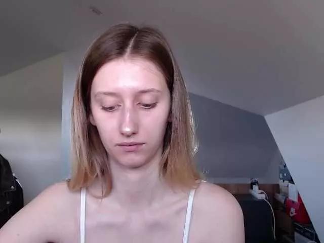 LUNAdream from BongaCams is Freechat