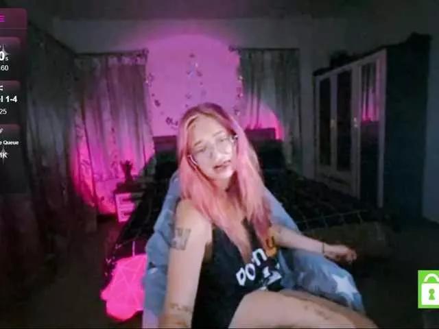 mymoonstar from BongaCams