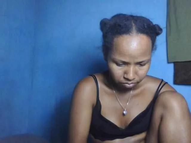 Nelliesexy from BongaCams
