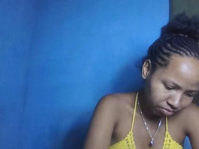 Nelliesexy from BongaCams
