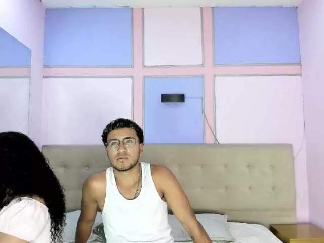 Noa-N-Carolain from BongaCams is Freechat