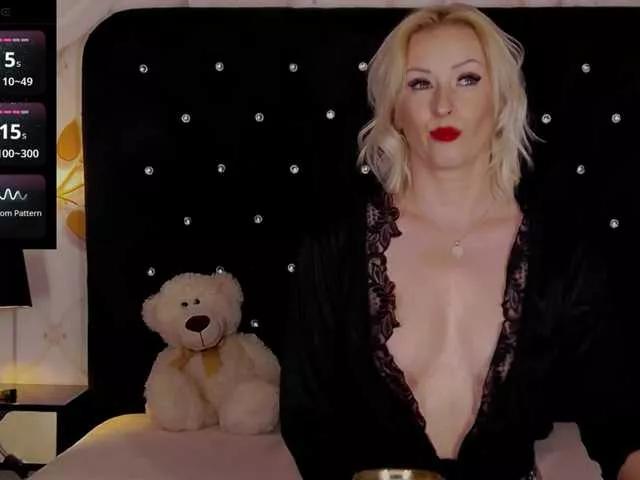 OliviaShaw23 from BongaCams is Freechat