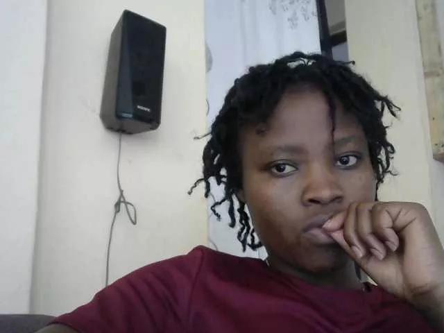 queen-ebony2 from BongaCams