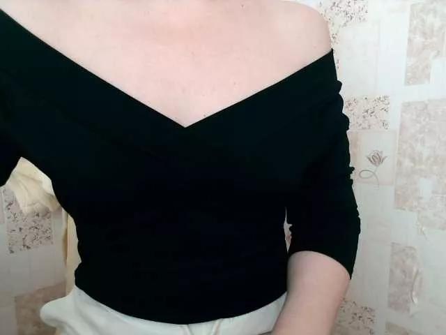 RiraRita from BongaCams