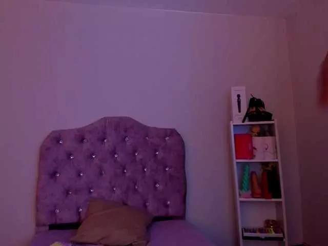 Sakuraa-queen from BongaCams is Freechat