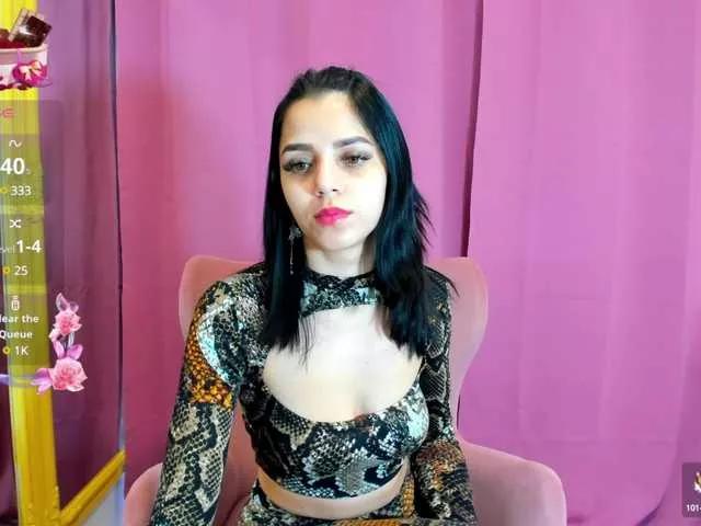 sarabecker from BongaCams