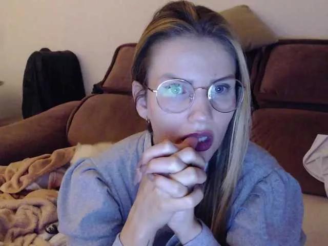 SEXYWHITE from BongaCams is Freechat