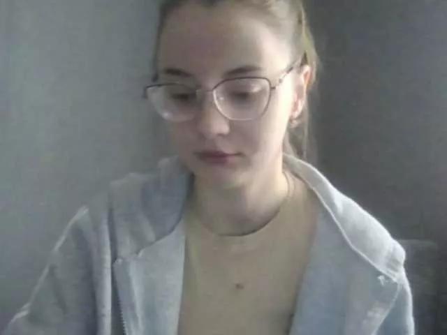 starRose1 from BongaCams is Freechat