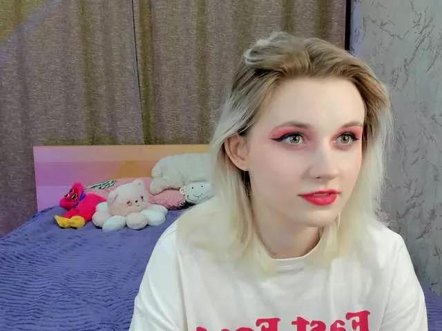 sweeteRose from BongaCams