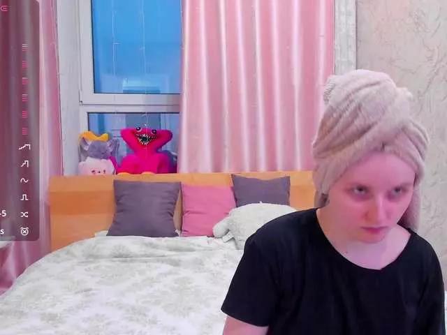 sweeteRose from BongaCams