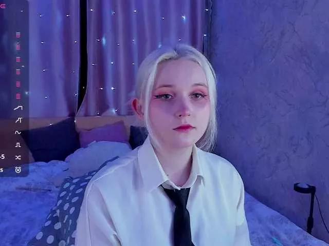 sweeteRose from BongaCams