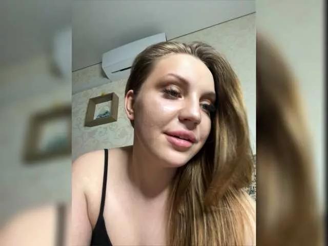 sweetlilya from BongaCams
