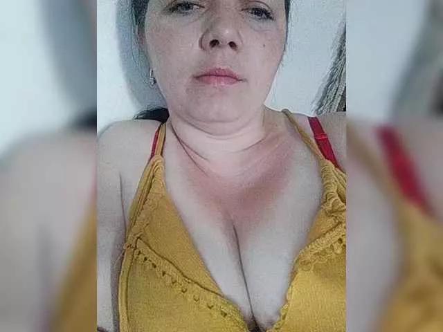 Vitalina272127 from BongaCams is Freechat
