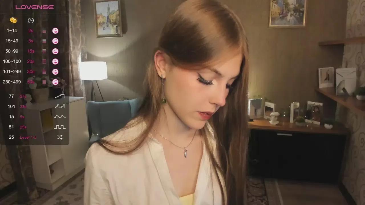 OdelinaBraddy on Cam4