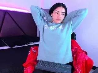charllotteevanss from CamSoda is Freechat