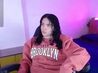 charllotteevanss from CamSoda is Freechat