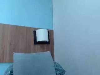 karolcrystal from CamSoda is Freechat