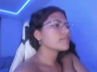 lady-brownnnn from CamSoda is Freechat