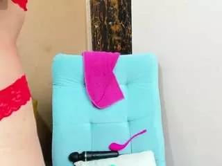 sarayxmoore from CamSoda is Freechat